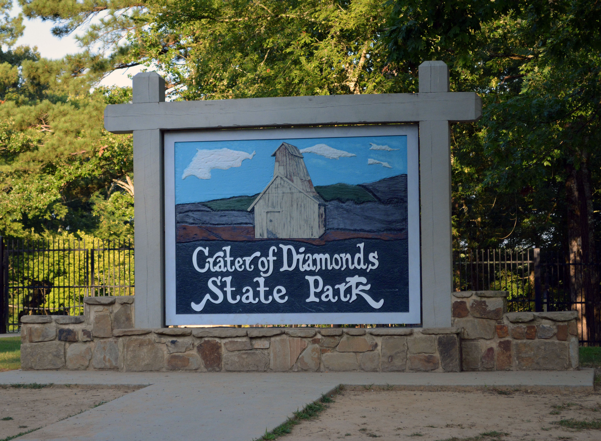 The sign advertising Crater of Diamonds State Park