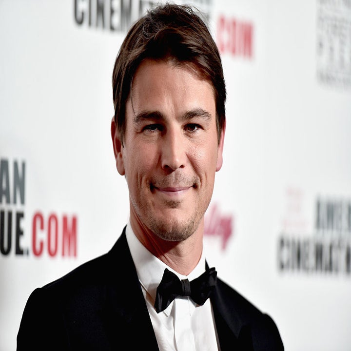 Josh Hartnett posing at an event in a formal suit