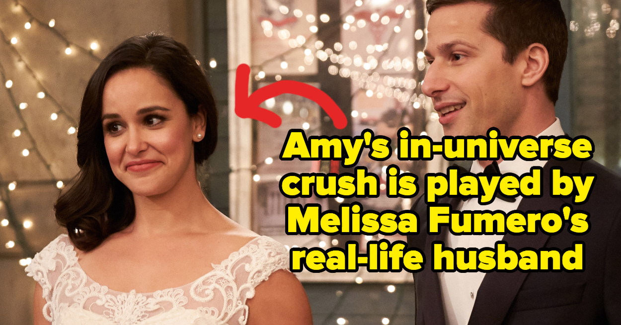 16 Wholesome Details That Are Hiding In Plain Sight In TV Shows And Movies, Just Waiting To Be Discovered And Appreciated