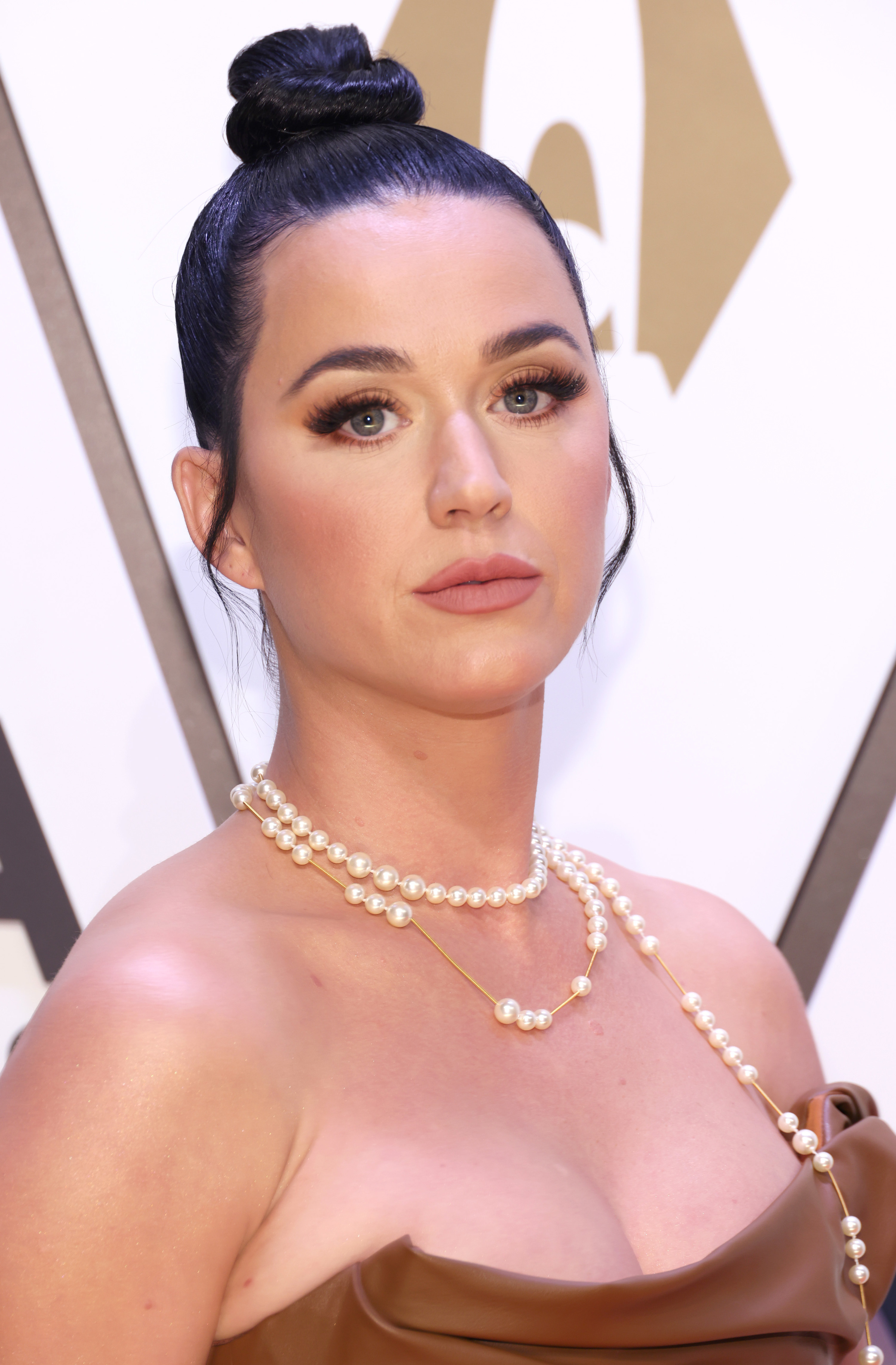 Katy Perry poses at the 55th annual Country Music Association awards on November 10, 2021