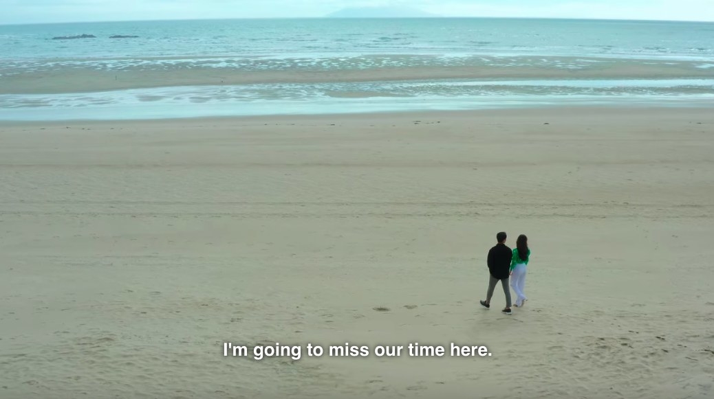 Jun-sik and Yea-won walk on the beach saying they&#x27;ll miss their time on the island