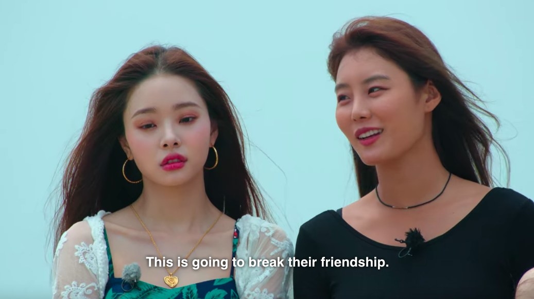 Ji-a looks concerned as So-yeon says &quot;This is going to break their friendship&quot;