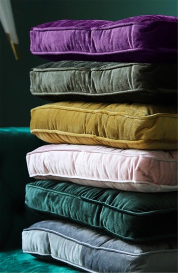 all six cushion colors stacked on top of one another