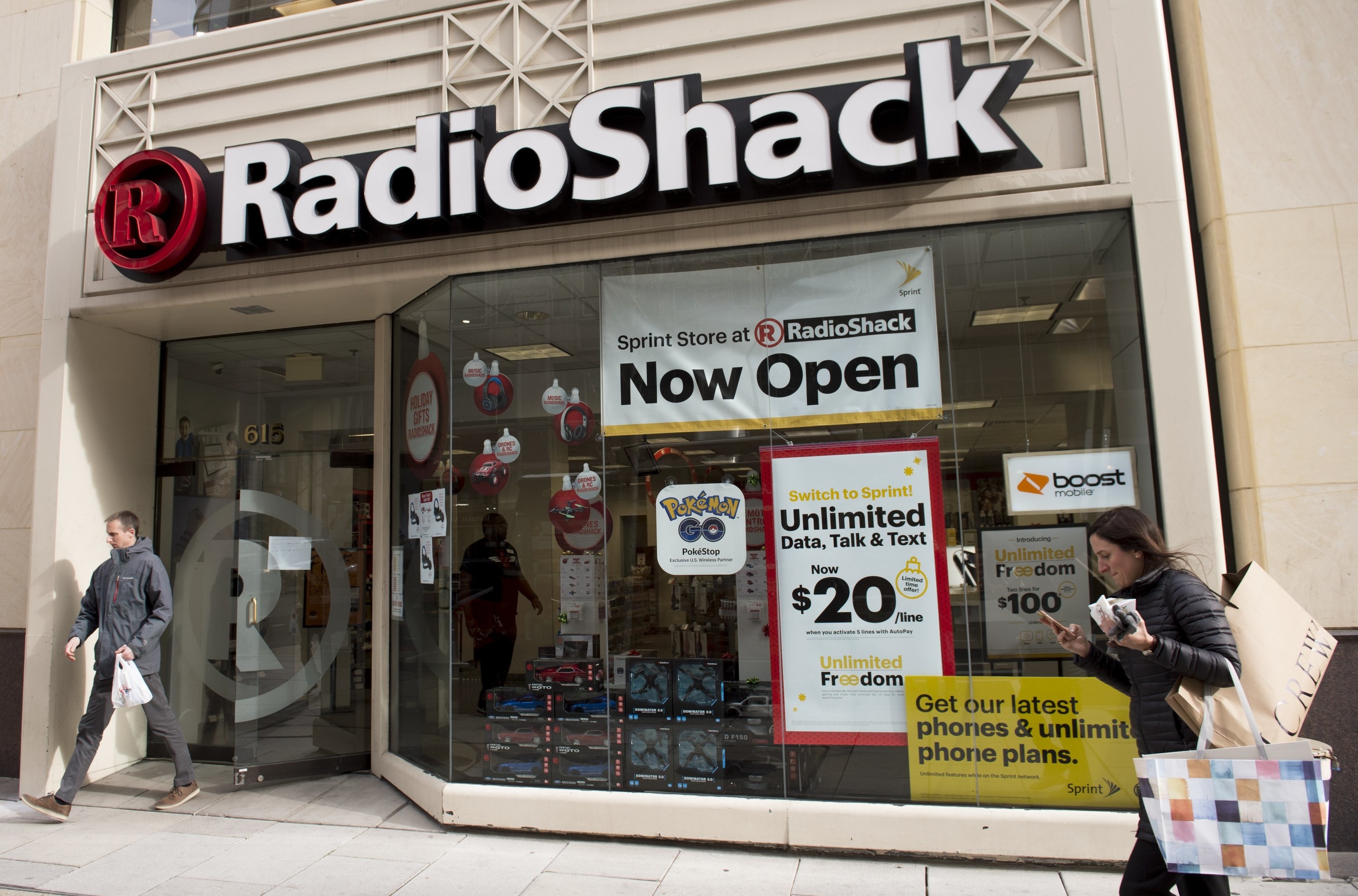 A RadioShack storefront