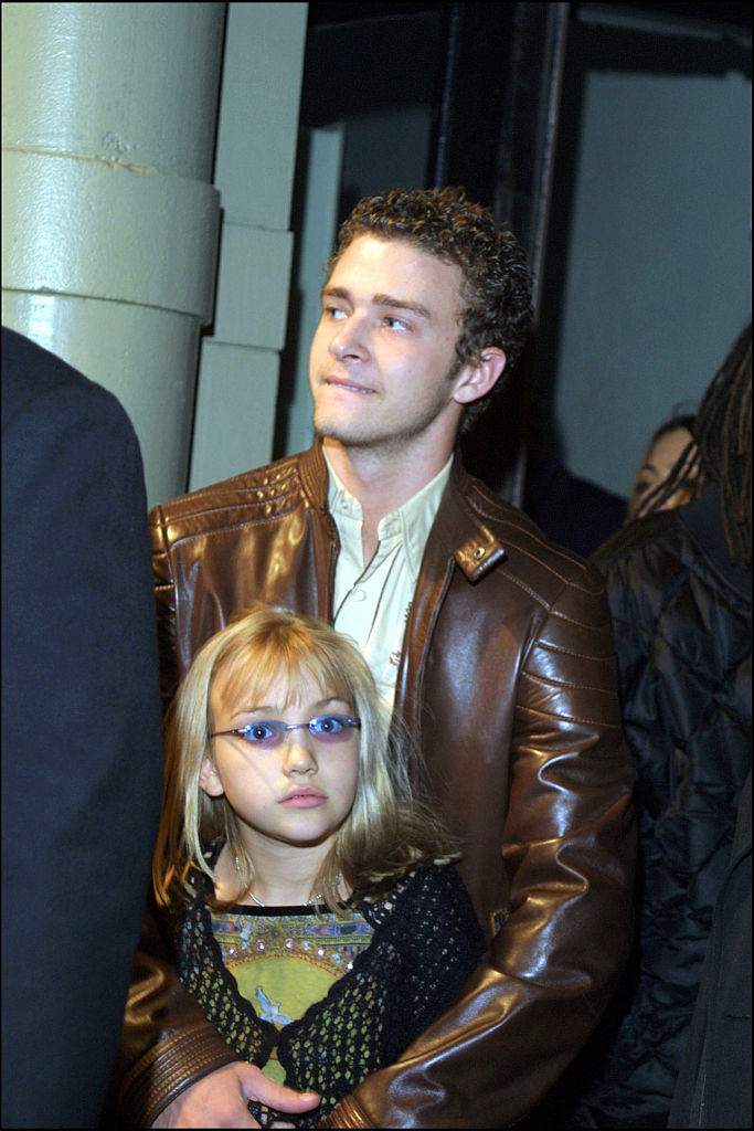 Justin Timberlake standing next to Jamie Lynn Spears