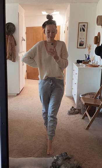 the same reviewer wearing the pants in grey