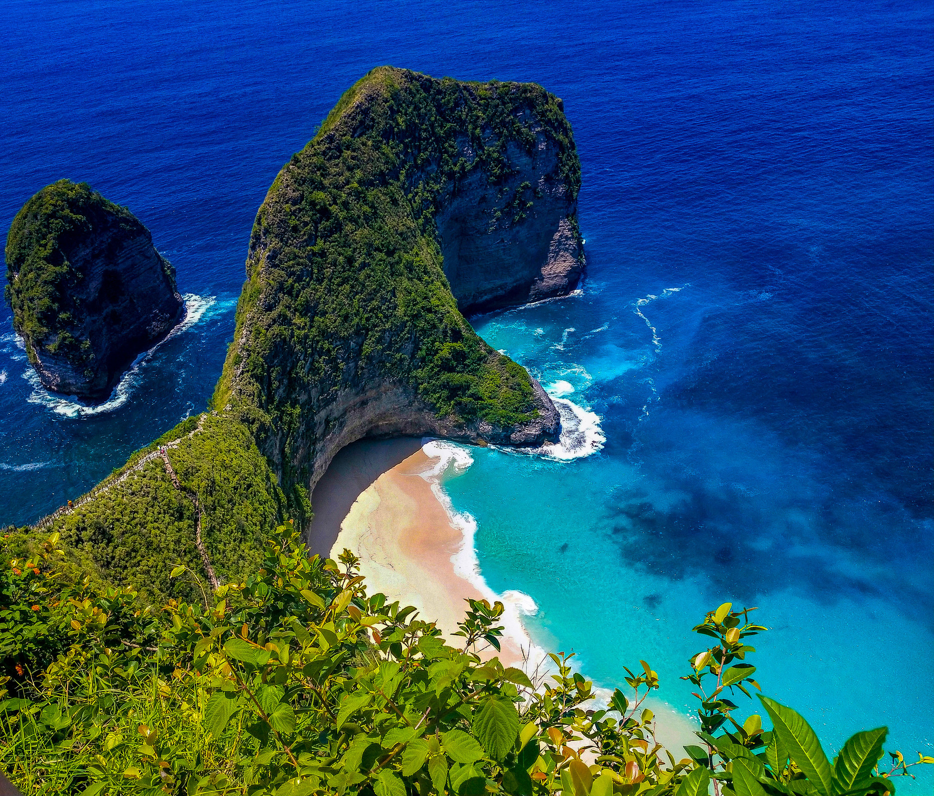 A peninsula jutting out into the ocean