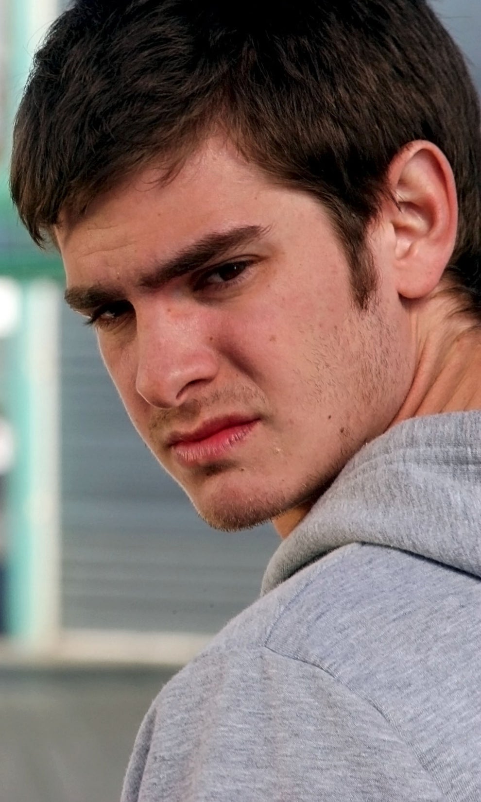 26 Famous Men Early Movie Roles Vs Latest