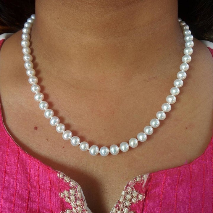 21 Best Pearl Necklaces That'll Always Be In Style 2022