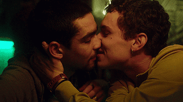 Ander and Omar kissing on &quot;Elite&quot;