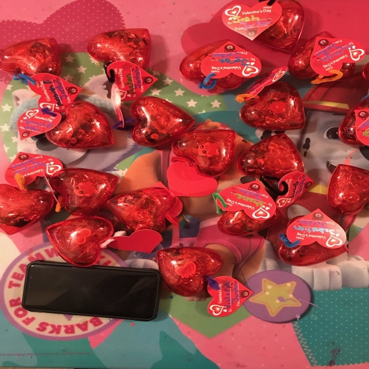 19 Cute Kids' Valentine's Day Gifts For The Whole Class