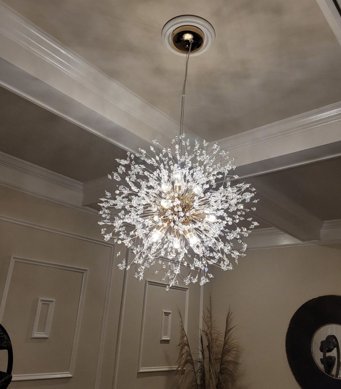 Best ceiling lights for dark outlet rooms