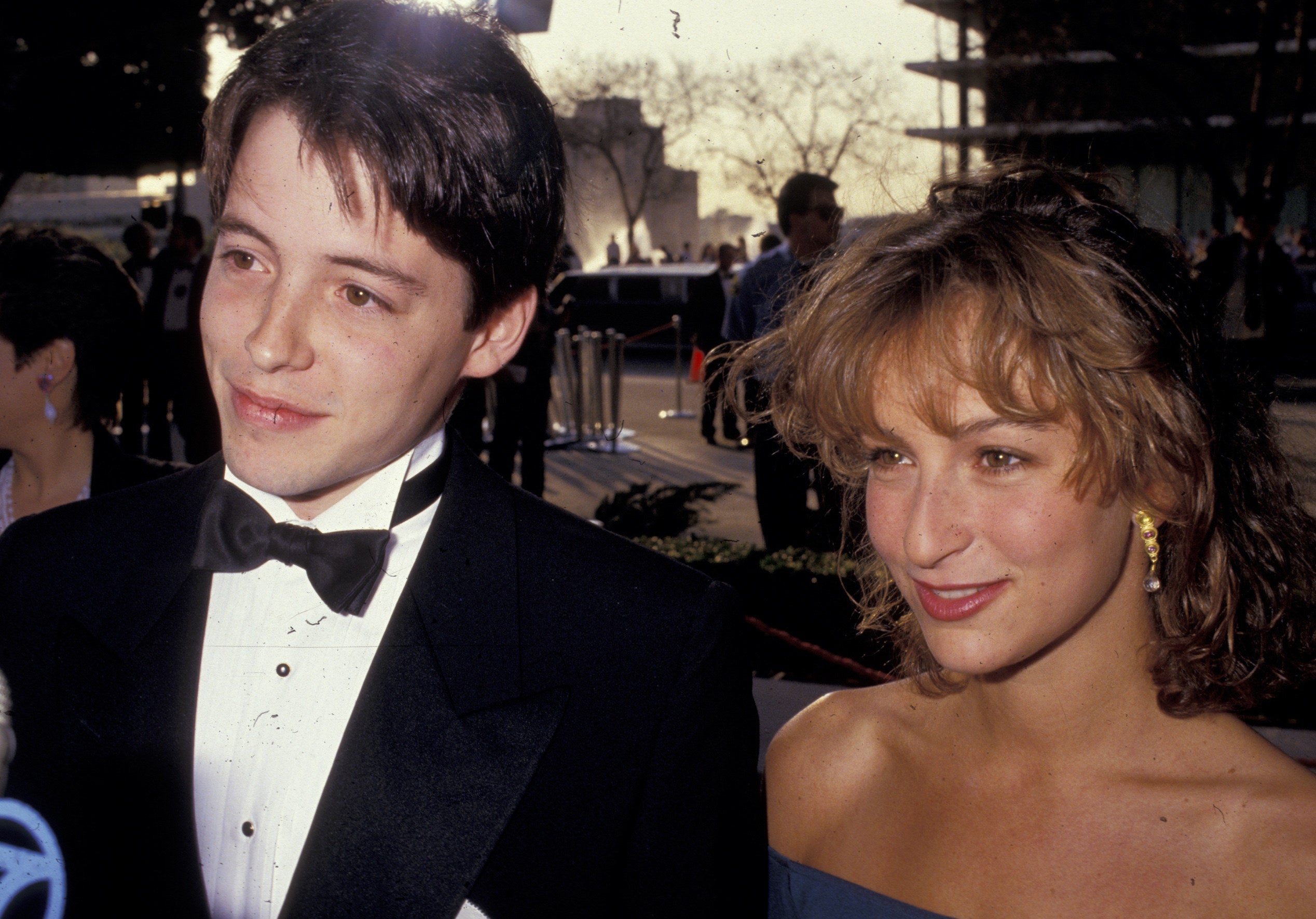 Matthew Broderick and Jennifer Grey on the red carpet