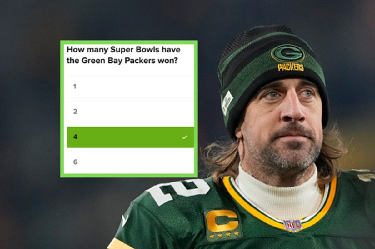 Green Bay Packers: The Supreme Quiz And Trivia Book Over 300+ Questions  about your favorite NFL team (The Supreme Sports Quiz Collection)