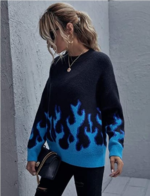 Suéter holgado con bordado de llamas azules
