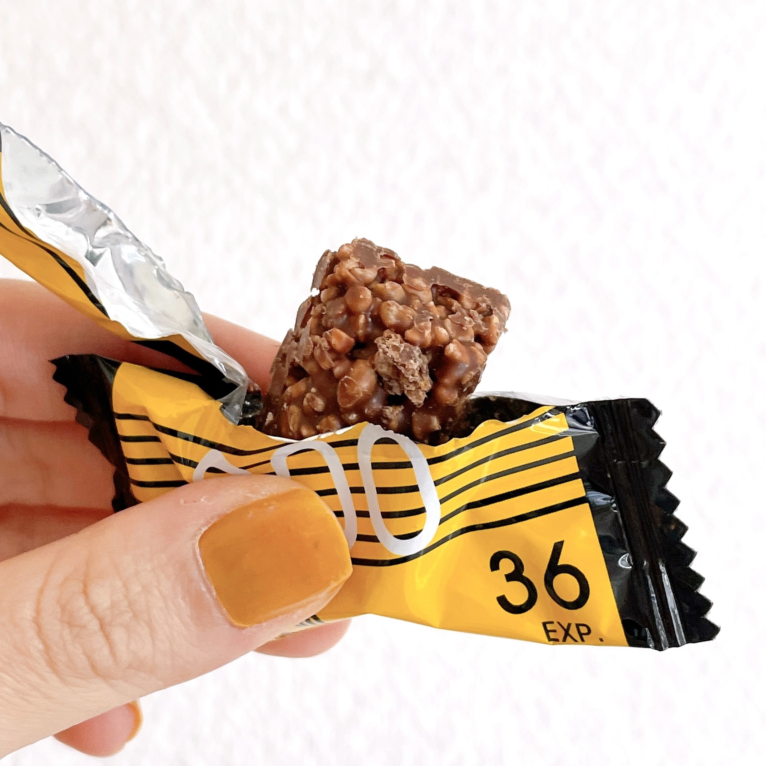 笑っちゃうくらい可愛い カルディの 再現度たかすぎチョコ このデザインは反則だよ