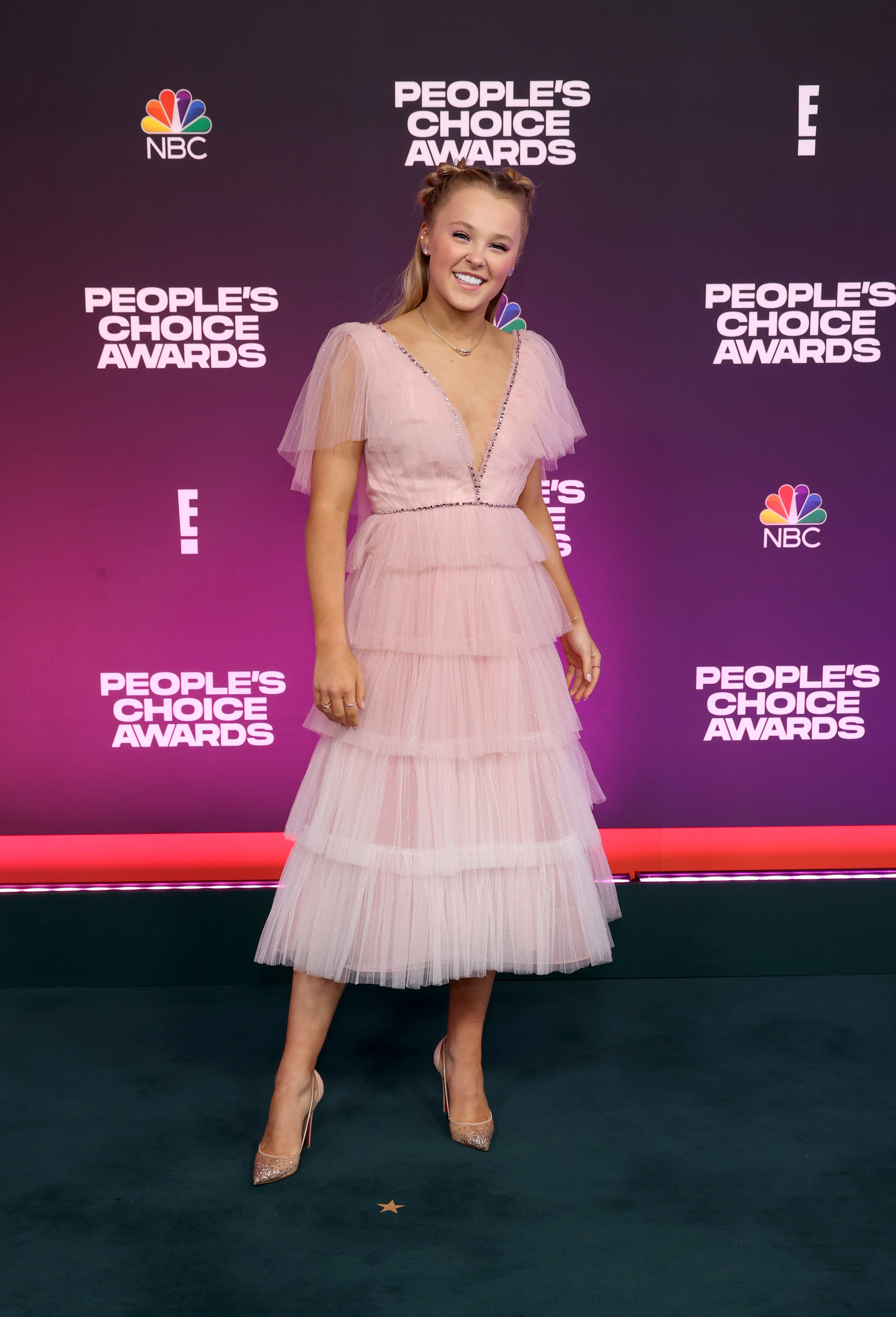 JoJo on the red carpet at the People&#x27;s Choice Awards