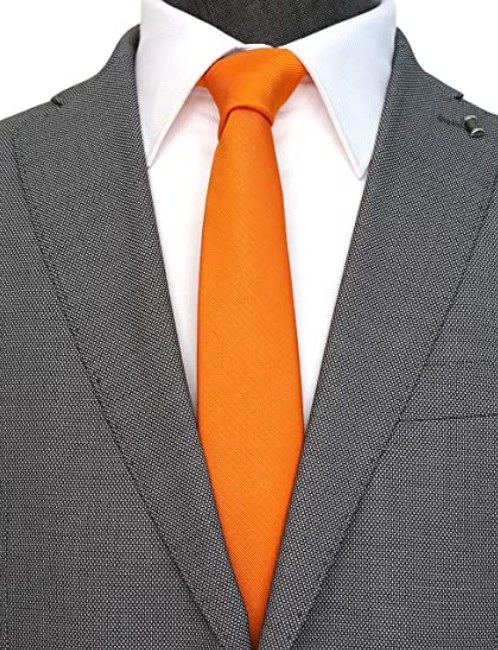 Corbata delgada color naranja
