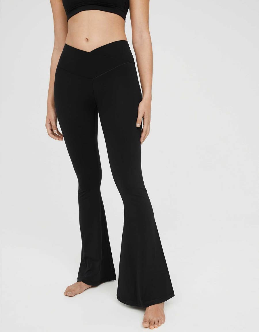 NIKE Womens Fit Dry Capri Tracksuit Trousers UK 10/12 Medium Black, Vintage & Second-Hand Clothing Online