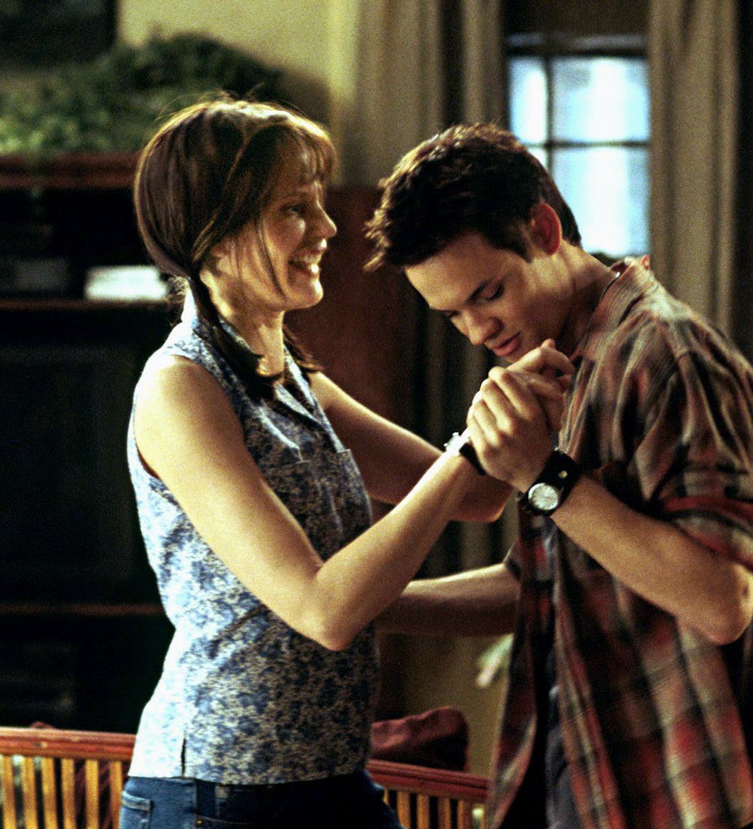Daryl Hannah and Shane West in A Walk to Remember