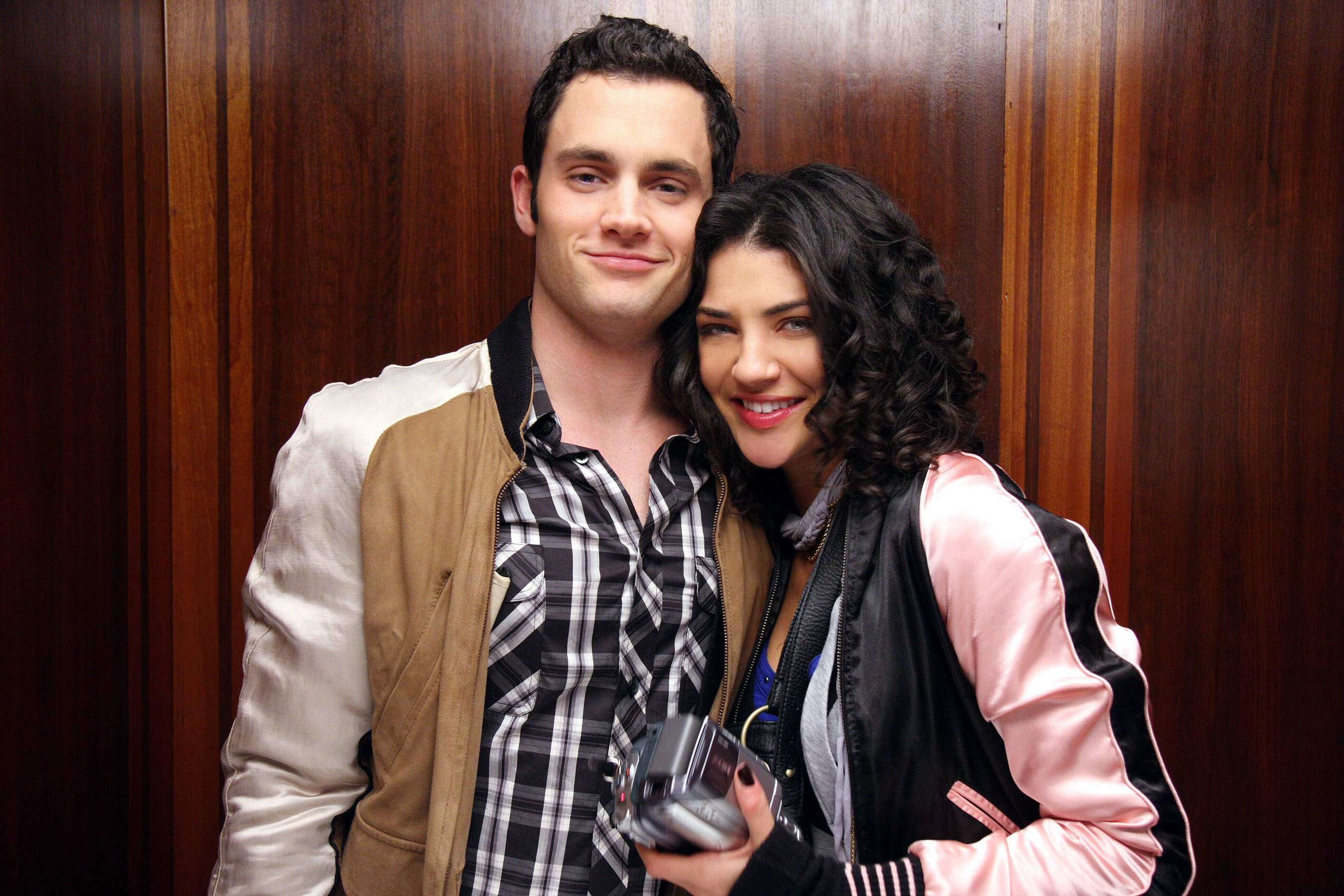 Jessica and Penn Badgley embracing