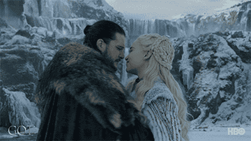 Kit Harrington and Emilia Clarke kissing on &quot;Game Of Thrones&quot;