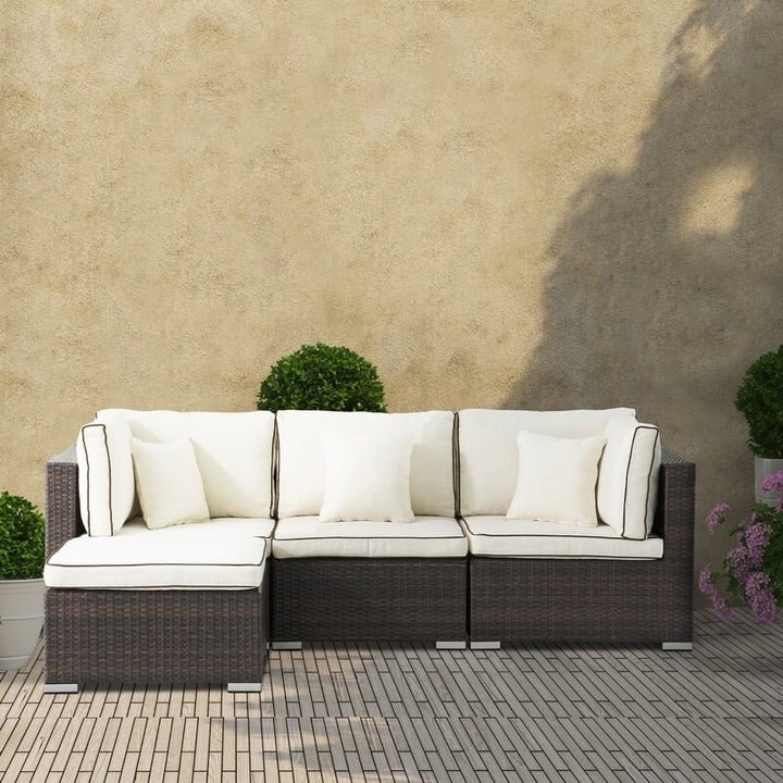 13 Best Outdoors Sectionals For Sitting Outside 2022