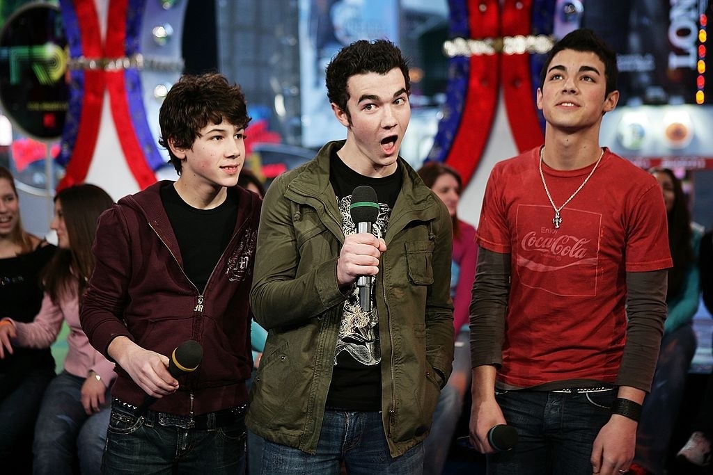 the jonas brothers on trl in 2006
