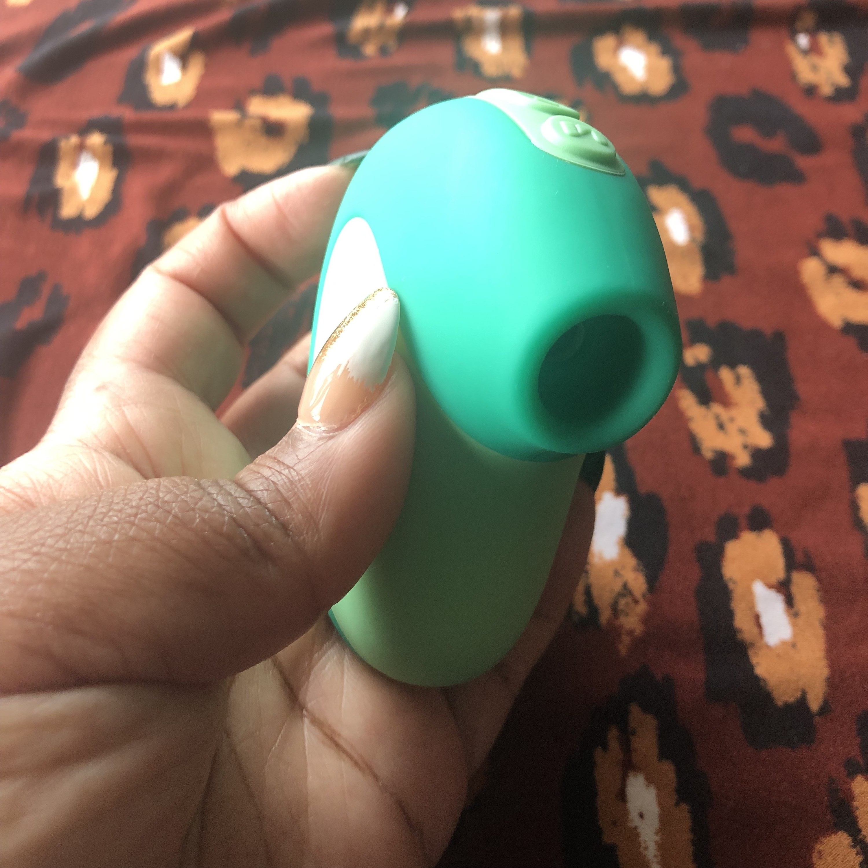 Puff Compact Suction Vibe