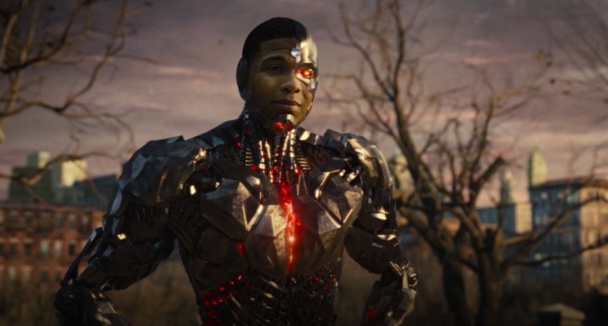 Cyborg standing in a cemetery in &quot;Zack Snyder&#x27;s Justice League&quot;