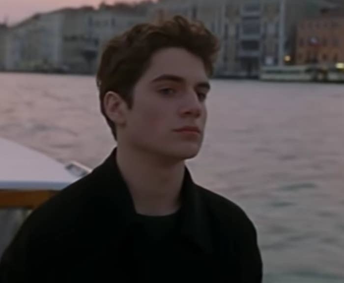 Henry Cavill as Thomas on a boat in the 2001 film,