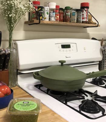 BuzzFeed Editor shows the green pan on their stove