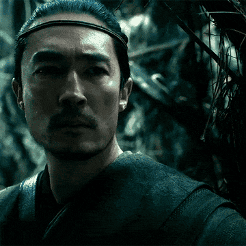 gif of Lan Mandragoran turning away