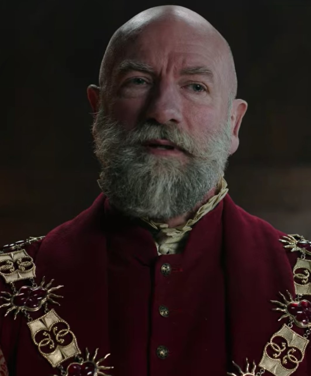Graham McTavish as Dijkstra discusses the future possibilities for Cintra in &quot;The Witcher&quot;