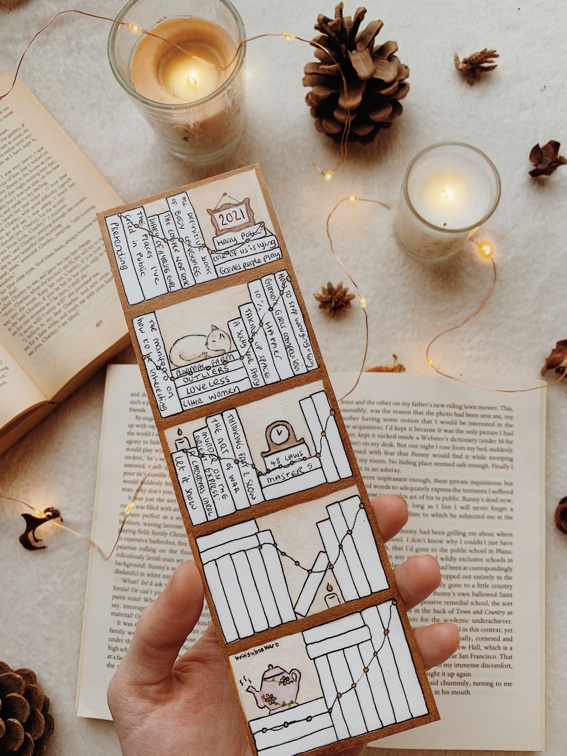 bookmark that looks like a bookshelf and you fill in the spines of the books with finished titles