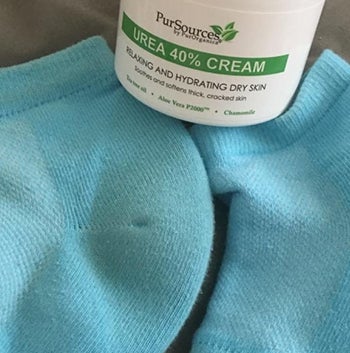 reviewer photo of the bath of foot cream