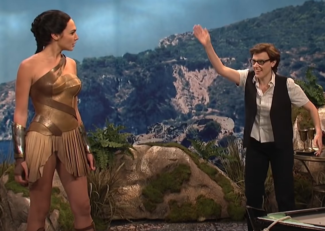Gal Gadot and Kate McKinnon in Saturday Night Live