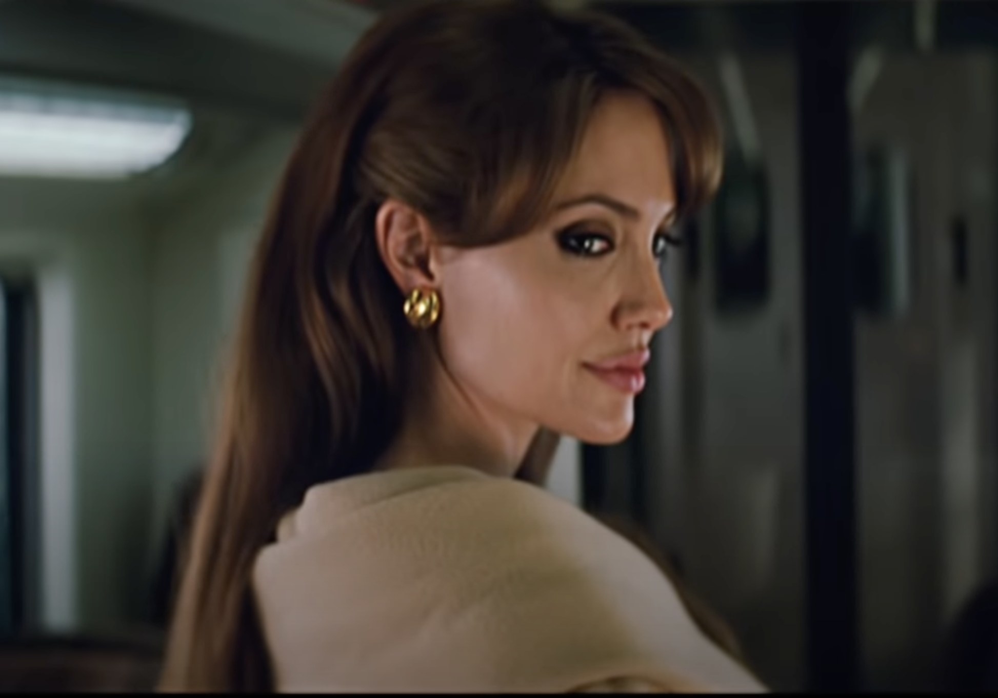 Angelina Jolie as Elise Clifton-Ward