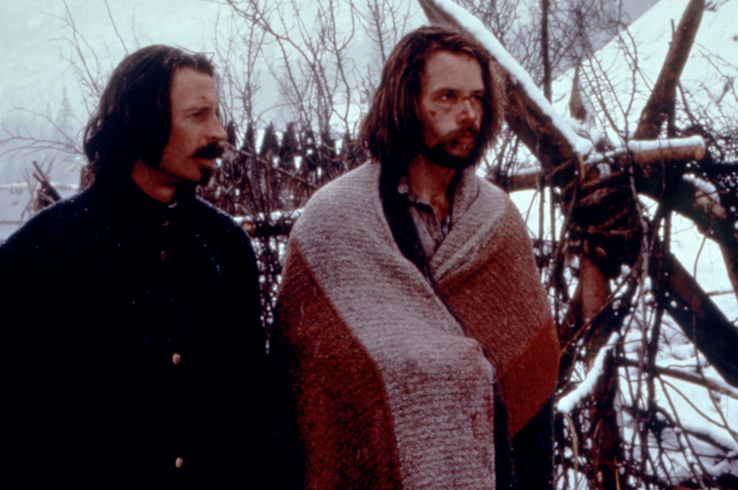 (L-R) Robert Carlye and Guy Pearce in &quot;Ravenous&quot;