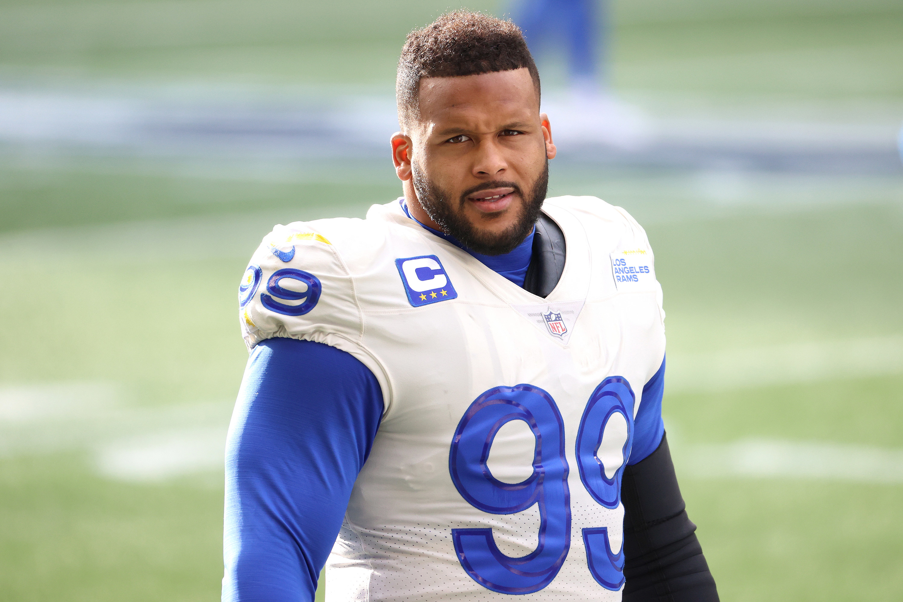 Aaron Donald without a helmet