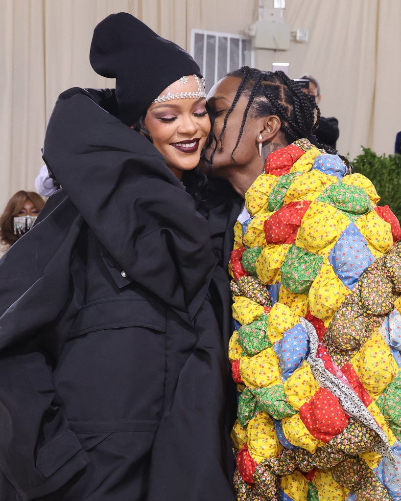 Rocky kisses Rihanna&#x27;s cheek