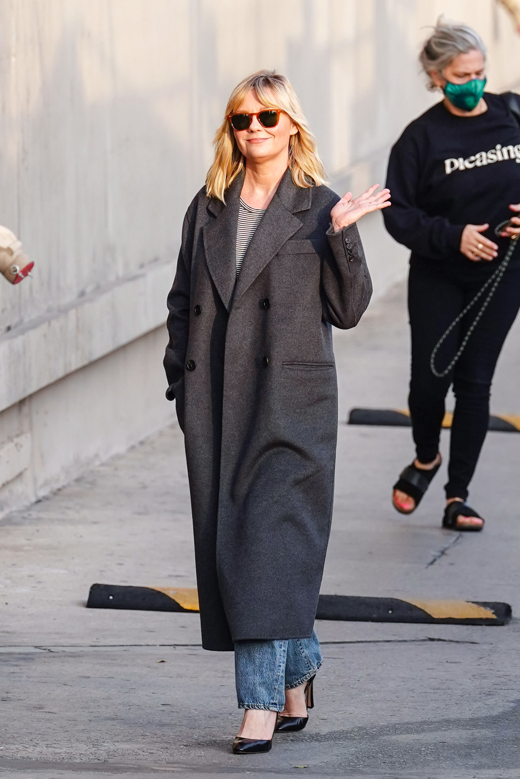 kirsten dunst street style 2022