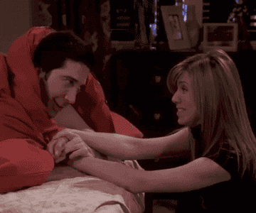 Ross and Rachel kissing