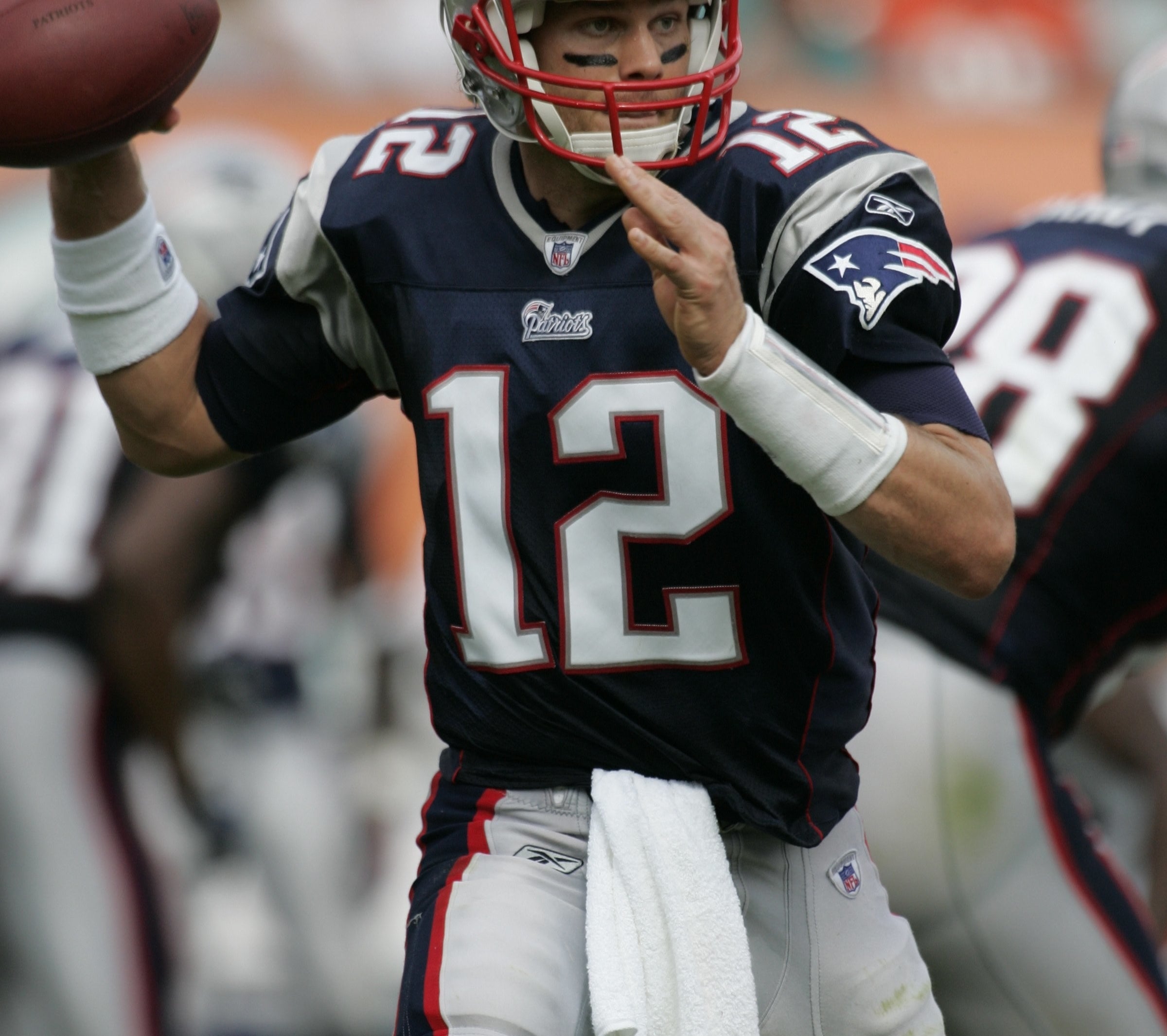 Tom Brady throws a pass