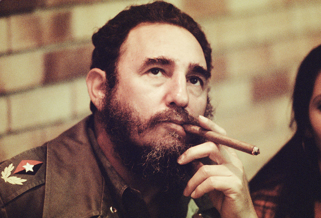 Castro in 1977 smoking a cigar