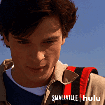 Tom Welling smirking then disappearing in Smallville