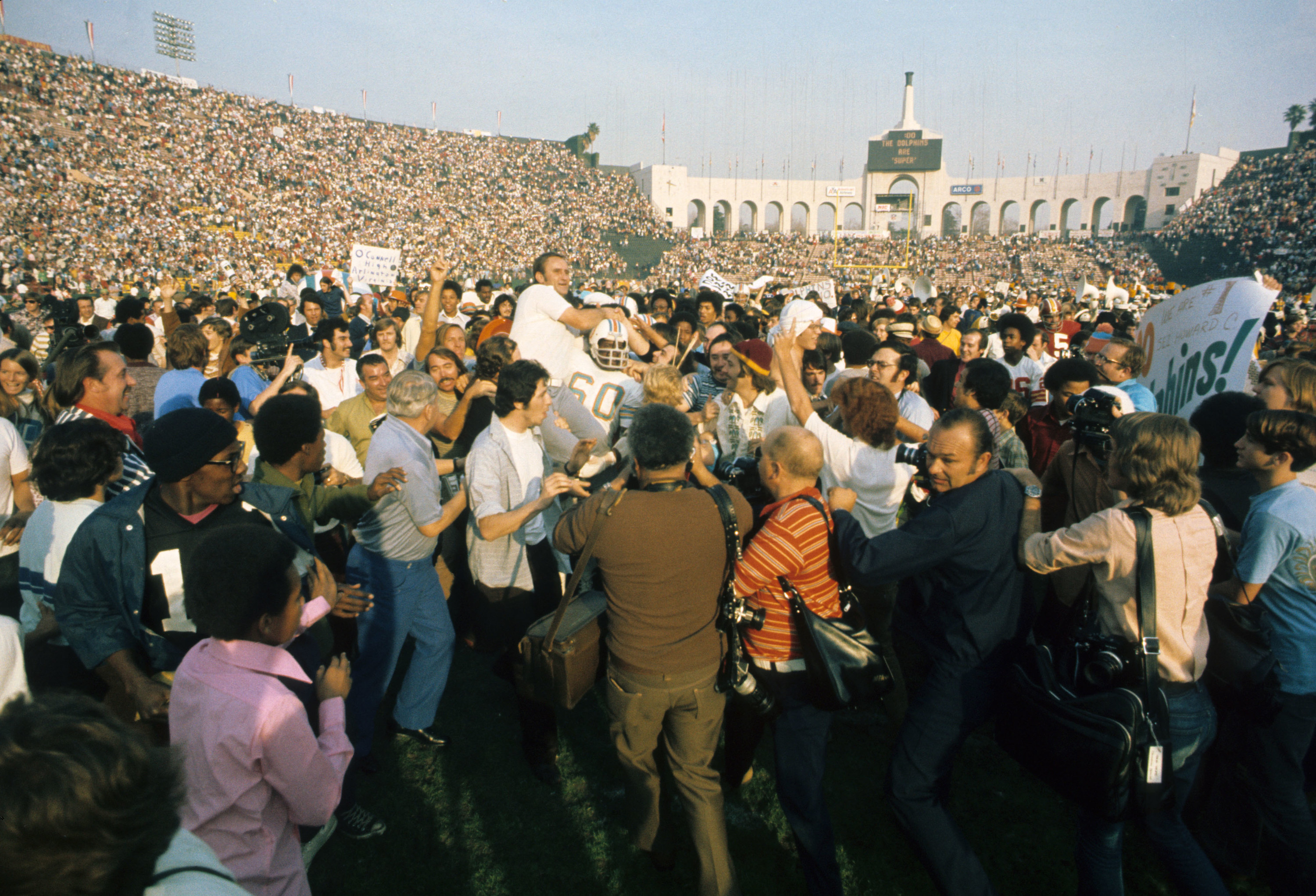 Los Angeles Has Hosted 7 Super Bowls Since 1967. Here's a Look