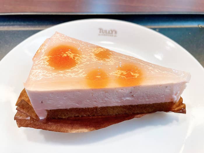 こんなの初めて食べた タリーズ コラボケーキ 春を感じられる甘酸っぱさがスキ こんなの初めて食べた タリーズ コラボケーキ 春を感じられる甘酸っぱさがスキ
