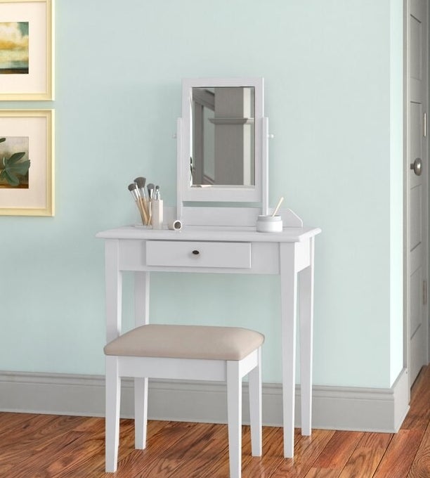 27 Things Worth Splurging On During Wayfair's Presidents' Day Sale