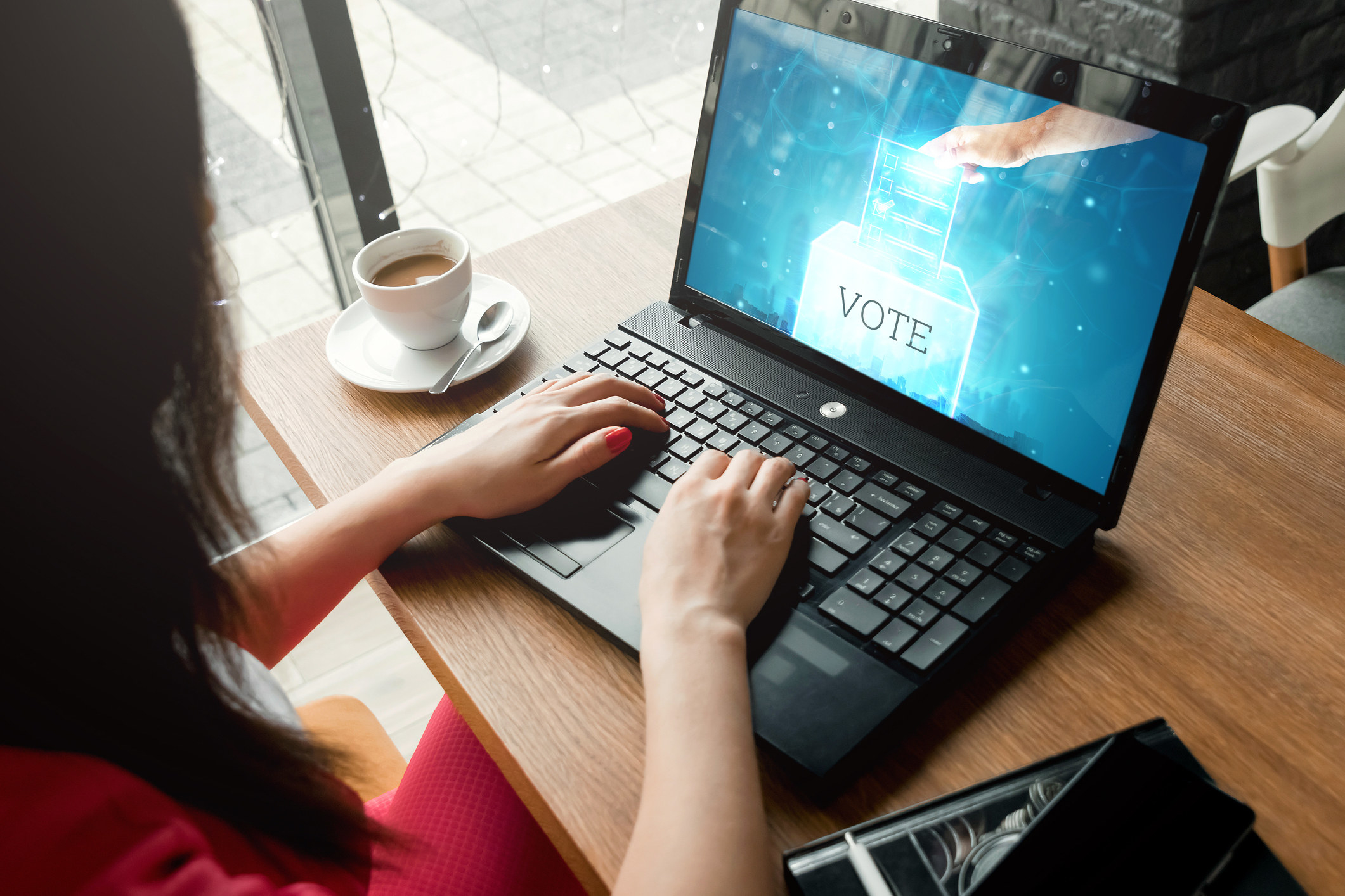 a woman voting online